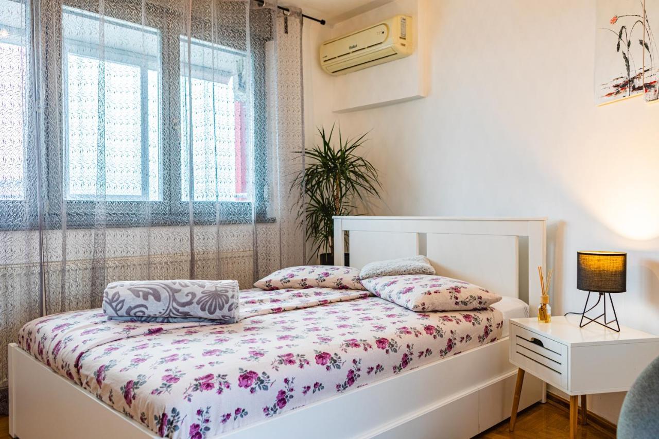 Flexible Selfcheckins 15 & 19 - Zagreb - Garage - Loggia - New - Apartments Repinc Екстер'єр фото