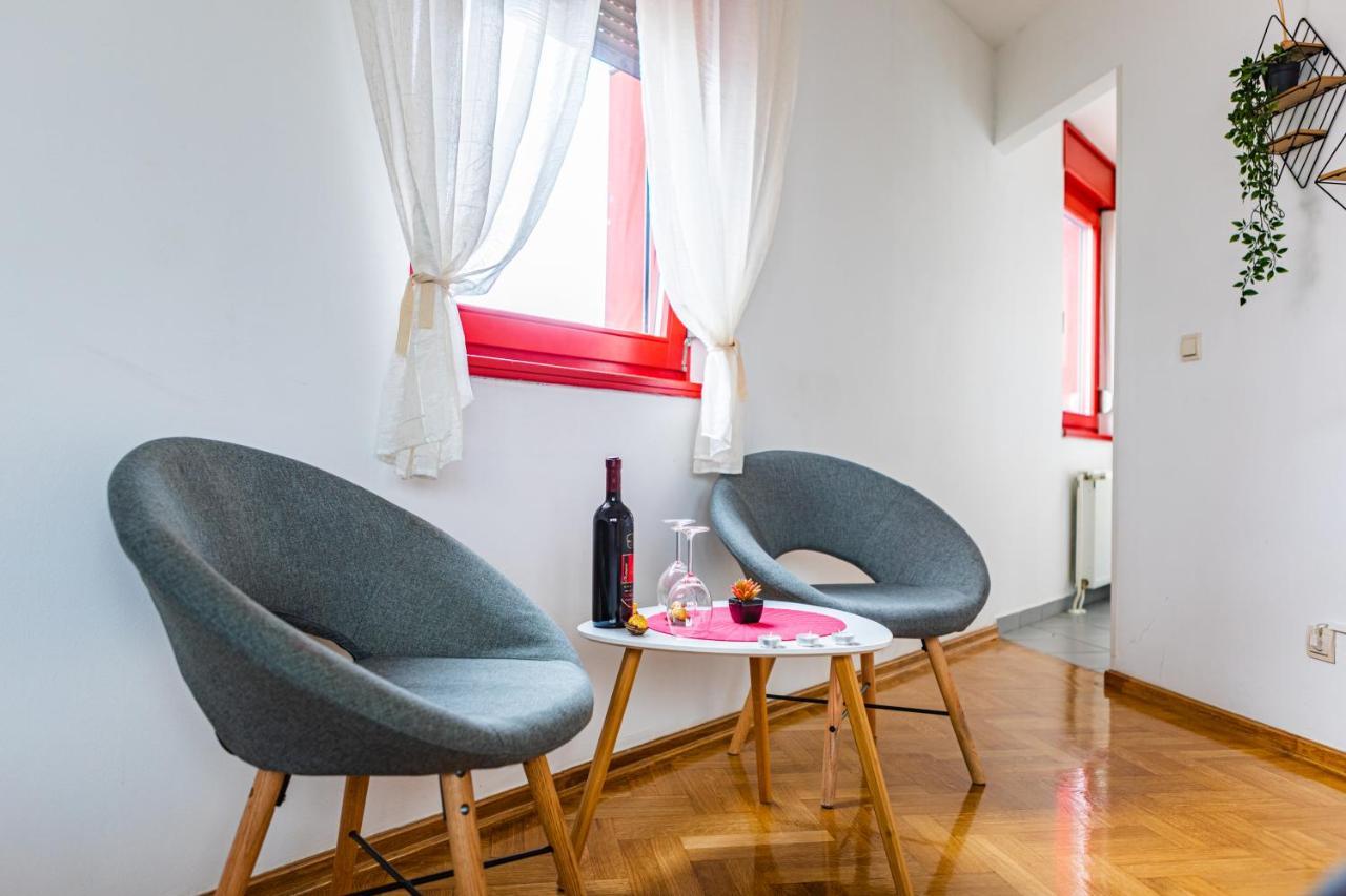Flexible Selfcheckins 15 & 19 - Zagreb - Garage - Loggia - New - Apartments Repinc Екстер'єр фото