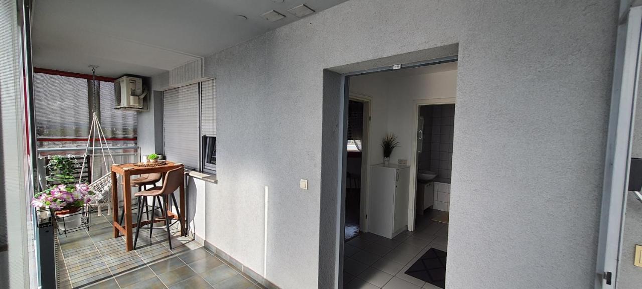 Flexible Selfcheckins 15 & 19 - Zagreb - Garage - Loggia - New - Apartments Repinc Екстер'єр фото