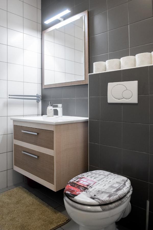 Flexible Selfcheckins 15 & 19 - Zagreb - Garage - Loggia - New - Apartments Repinc Екстер'єр фото